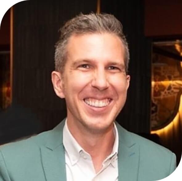 Travis MITCHELL CLR Bio